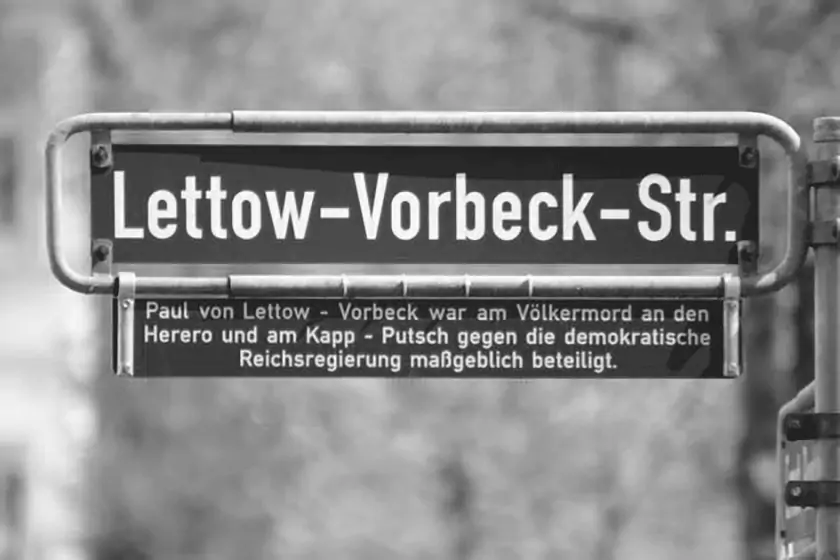 Postkoloniale Initiativen setzen sich für die Umbenennung oder Kenntlichmachung von Straßennamen ein. Im Bild: Lettow-Vorbeck-Str. in Bünde (Foto: Daniel Salmon)