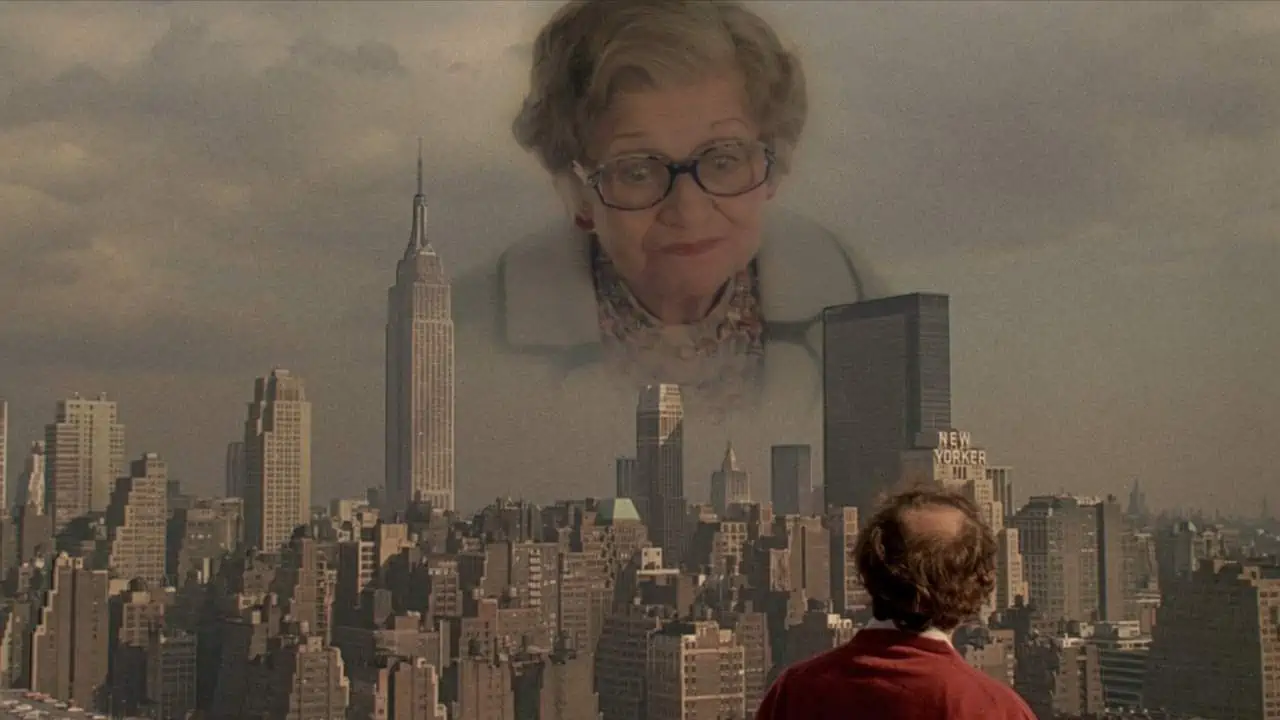 Mrs. Mills erscheint an New Yorks Himmel. Aus: Oedipus Wrecks - New York Stories (Allen 1989)